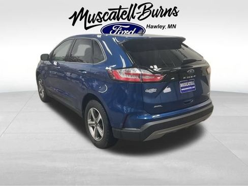 Used 2023 Ford Edge SEL w/ Convenience Package AWD/4WD image 3