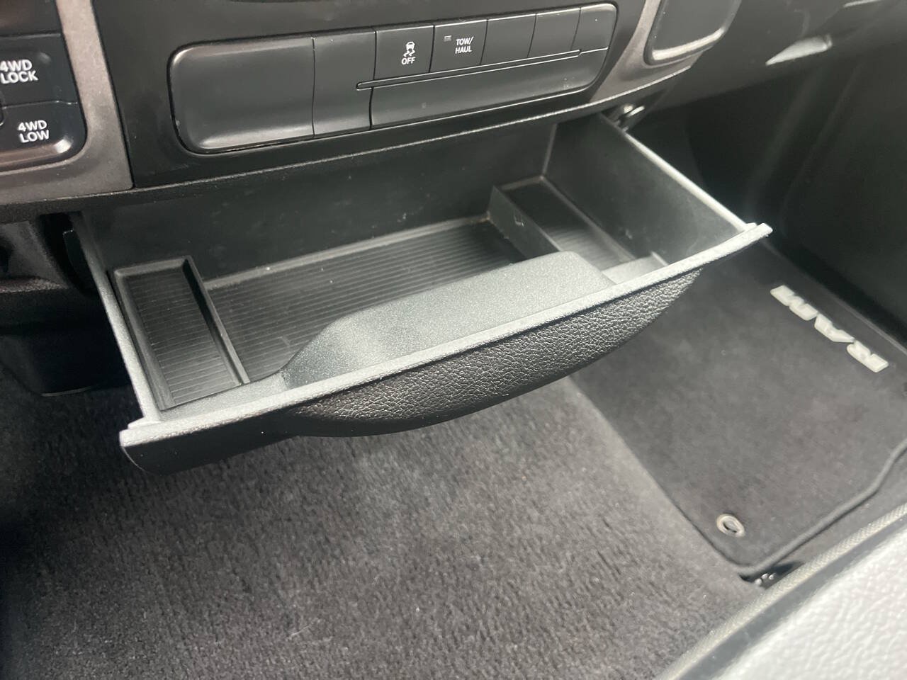 Used 2019 RAM 1500 Express w/ Express Value Package AWD/4WD image 27
