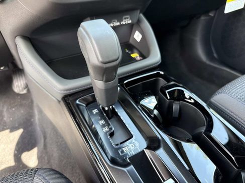 New 2026 Subaru Forester Premium AWD/4WD image 33