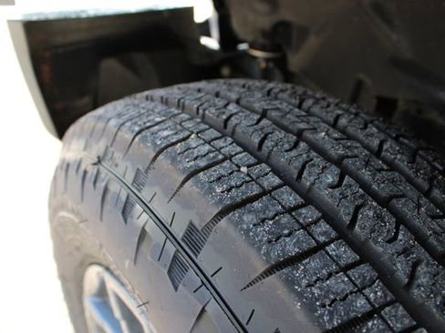 Used 2025 Jeep Wrangler Unlimited Sport AWD/4WD image 11