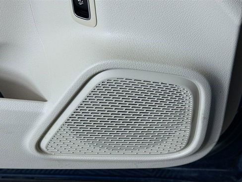 Used 2023 Mercedes-Benz GLB 250 GLB 250 image 18