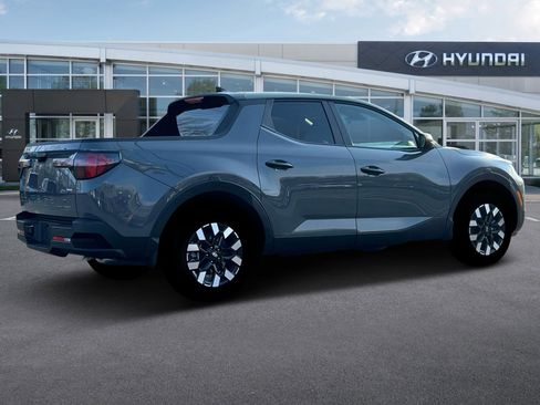 New 2025 Hyundai Santa Cruz SE image 8