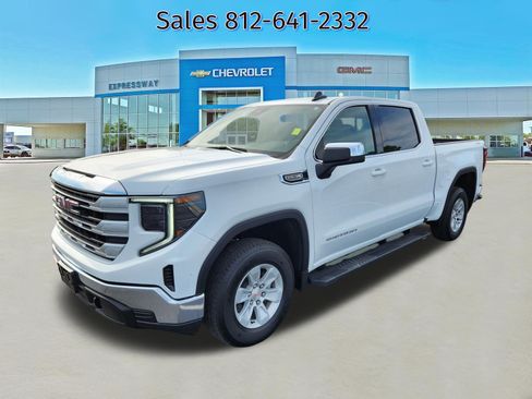Used 2025 GMC Sierra 1500 SLE w/ Preferred Package AWD/4WD image 3