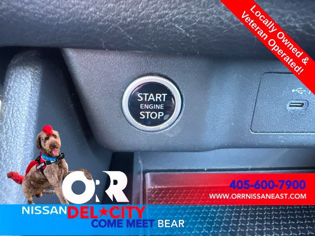 Used 2023 Nissan Rogue S AWD/4WD image 28