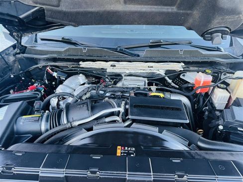 Used 2020 Chevrolet Silverado 2500 LTZ w/ LTZ Texas Edition image 46