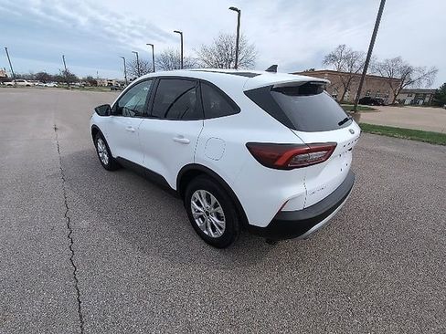 Used 2025 Ford Escape Active image 11
