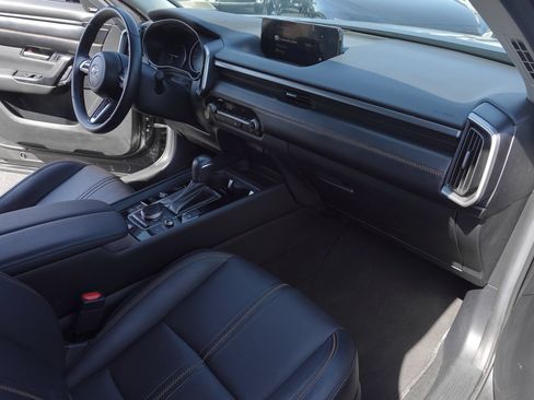Used 2025 MAZDA CX-50 AWD 2.5 Hybrid w/ Premium Pkg image 13