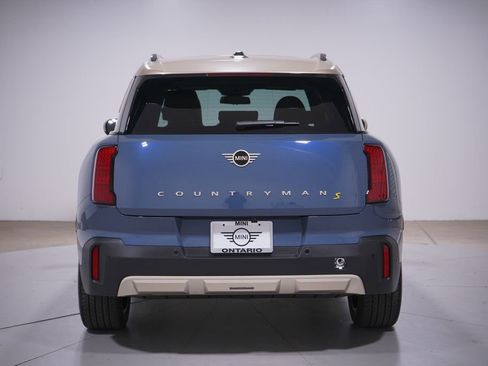 Used 2025 MINI Cooper Countryman SE w/ Comfort Package Max image 5
