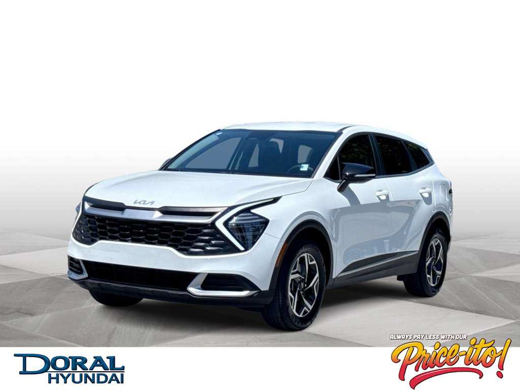 Used 2024 Kia Sportage LX FWD image 1