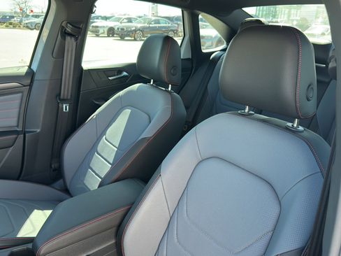 Used 2025 Volkswagen Jetta GLI Autobahn image 14