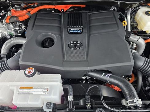 Used 2025 Toyota Sequoia Limited image 23