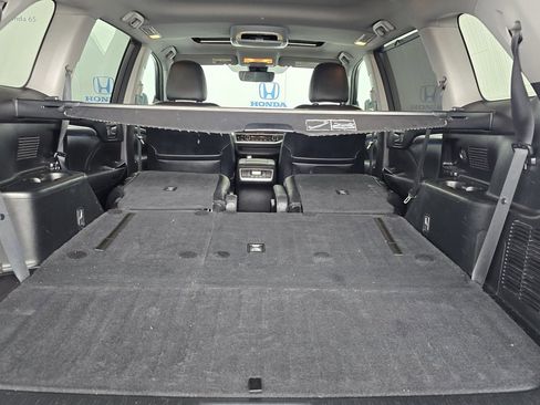 Used 2017 Toyota Highlander XLE image 56