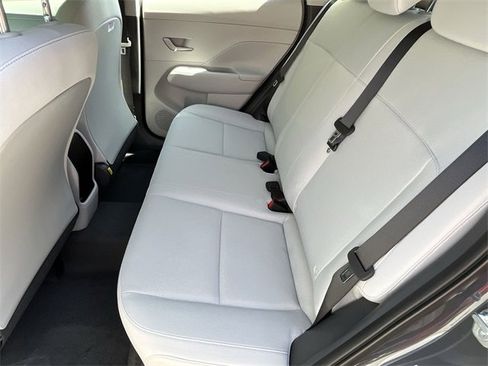 New 2026 Hyundai Kona SE image 15