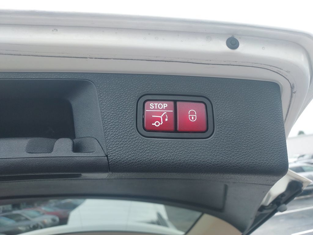 Used 2014 Mercedes-Benz GLK 250 BlueTEC 4MATIC image 35