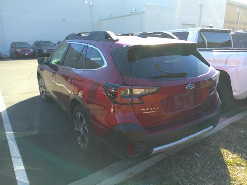 Used 2022 Subaru Outback Limited image 9