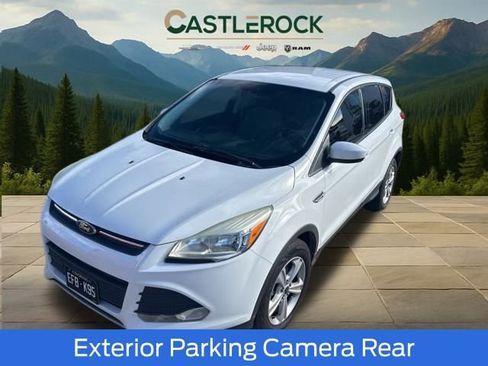 Used 2015 Ford Escape SE image 1