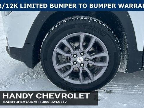 Certified 2022 GMC Terrain SLT image 17