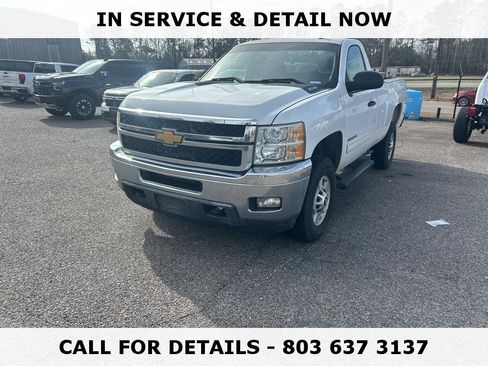 Used 2013 Chevrolet Silverado 2500 LT w/ Interior Plus Package image 2