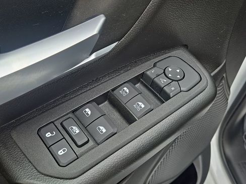 Used 2025 RAM 1500 Big Horn AWD/4WD image 21