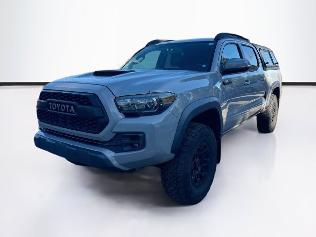 Used 2017 Toyota Tacoma TRD Pro AWD/4WD image 3
