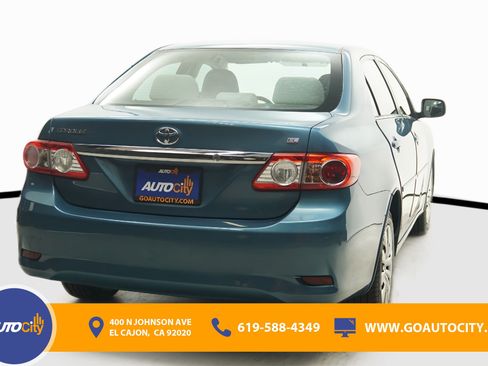 Used 2013 Toyota Corolla LE FWD image 10