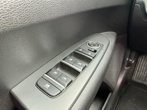 Certified 2023 Kia Forte LXS w/ LXS Technology Package image 15