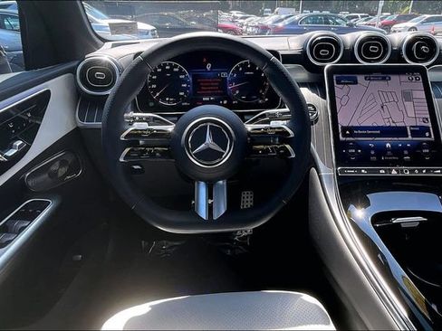 Certified 2024 Mercedes-Benz GLC 300 4MATIC image 4
