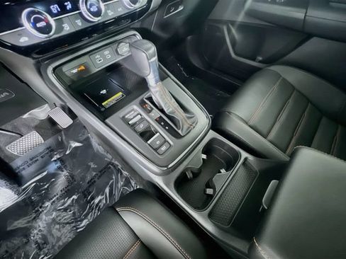 Used 2025 Honda CR-V Sport Touring image 25