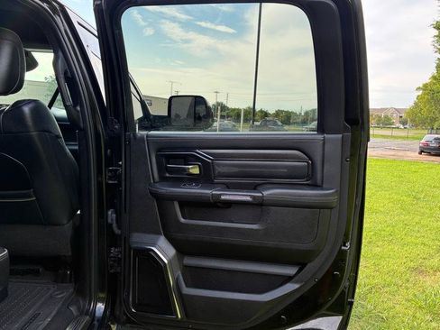 Used 2022 RAM 2500 Limited AWD/4WD image 18