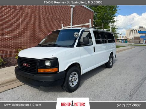 Used 2015 GMC Savana 2500 RWD image 14
