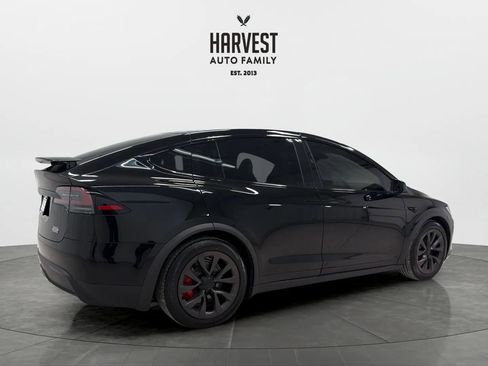 Used 2023 Tesla Model X Plaid image 7