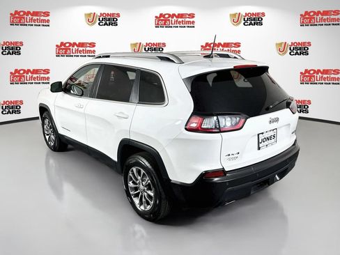 Used 2021 Jeep Cherokee Latitude Lux w/ Sun & Sound Group AWD/4WD image 2
