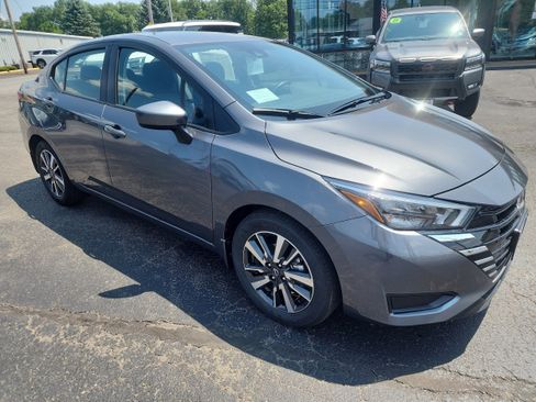 New 2025 Nissan Versa SV w/ Trunk Package image 2