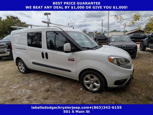 Used 2018 RAM ProMaster City SLT w/ Lights & Wheels Group image 1