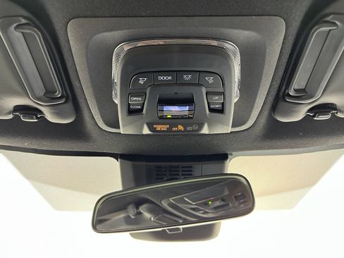 Used 2023 Toyota Corolla SE w/ SE Premium Package FWD image 36