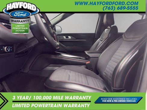 Used 2025 Ford Explorer ST-Line w/ ST-Line Street Pack AWD/4WD image 13