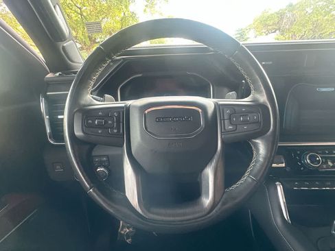 Used 2023 GMC Sierra 1500 Denali Ultimate AWD/4WD image 15