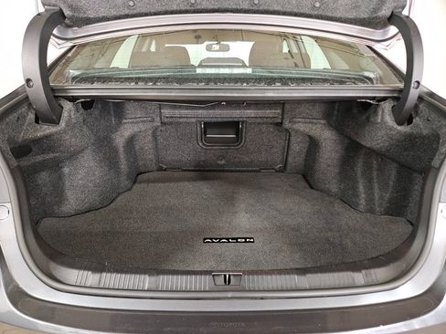 Used 2013 Toyota Avalon XLE Premium image 28