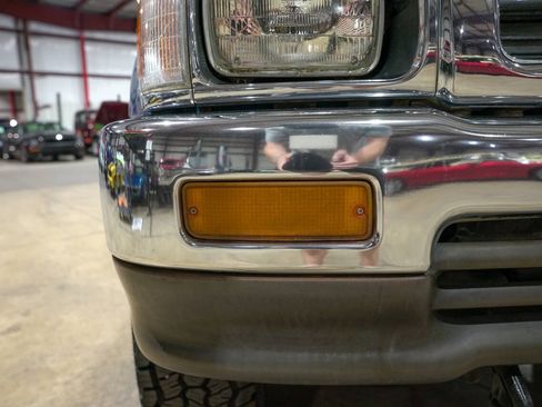 Used 1995 Toyota Pickup DX AWD/4WD image 39