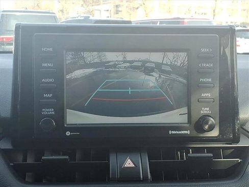 Used 2020 Toyota RAV4 XLE image 27