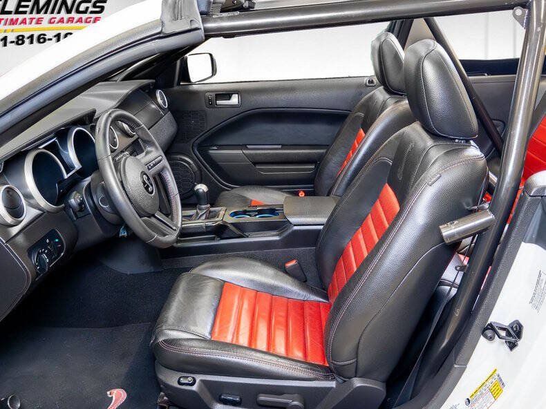 Used 2008 Ford Mustang Shelby GT500 RWD image 10