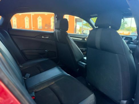 Used 2021 Honda Civic Sport image 13