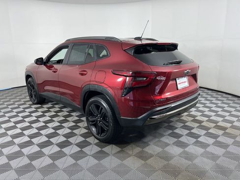 Certified 2024 Chevrolet Trax ACTIV w/ Sunroof Package image 17