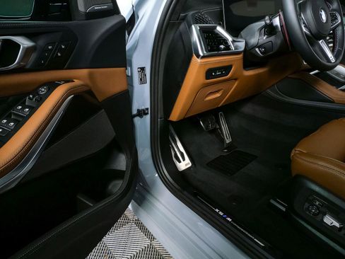 Used 2026 BMW X5 M Competition w/ Executive Package AWD/4WD image 8