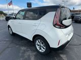 Used 2023 Kia Soul S image 6