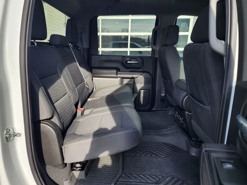 Used 2023 Chevrolet Silverado 2500 LT w/ Convenience Package image 14