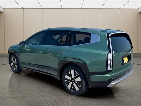 New 2026 Hyundai Ioniq 9 SEL image 2