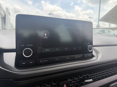 Used 2024 Honda Accord EX image 36