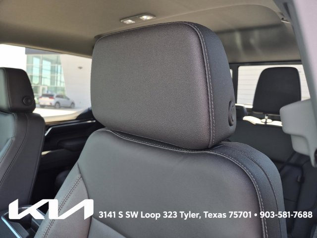 Used 2024 Chevrolet Silverado 1500 LT Trail Boss w/ LT Trail Boss Premium Package AWD/4WD image 22