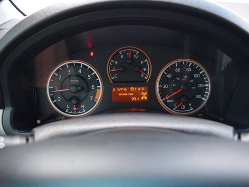 Used 2014 Nissan Armada SV AWD/4WD image 22